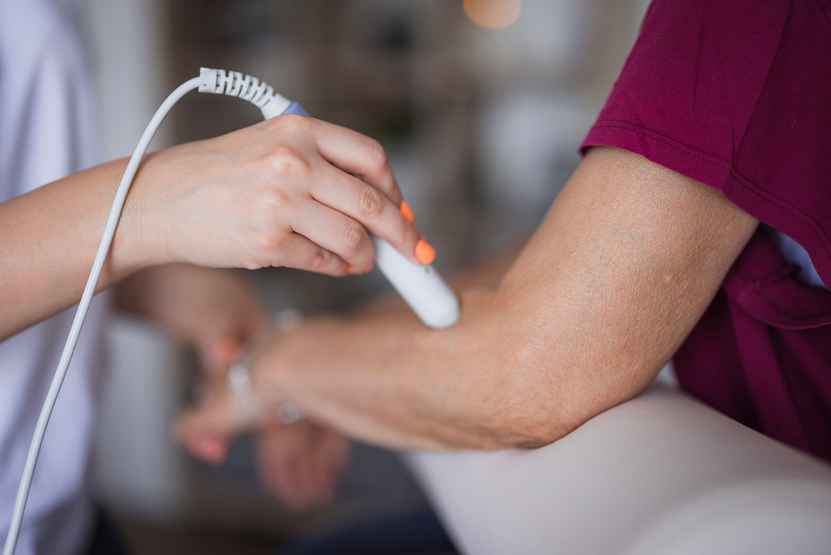 shockwave therapy on elbow